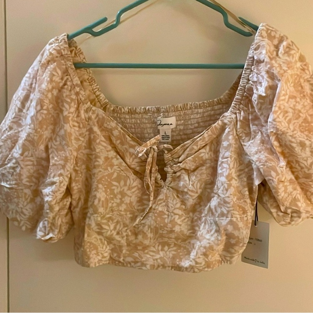 Elegant Beige Floral Blouse with Puff Sleeves